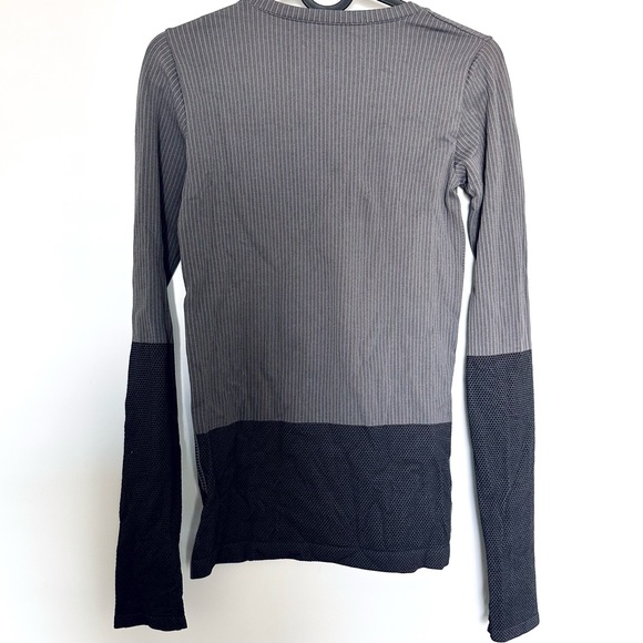 Athleta Colorblock Flurry Long Sleeve - Picture 3 of 3